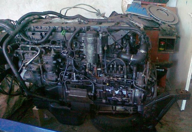 MAN TGA - Двигатель: фото 1 MAN TGA - Двигатель: фото 1