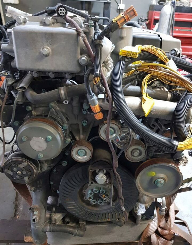 MAN TGA - Двигатель: фото 4 MAN TGA - Двигатель: фото 4