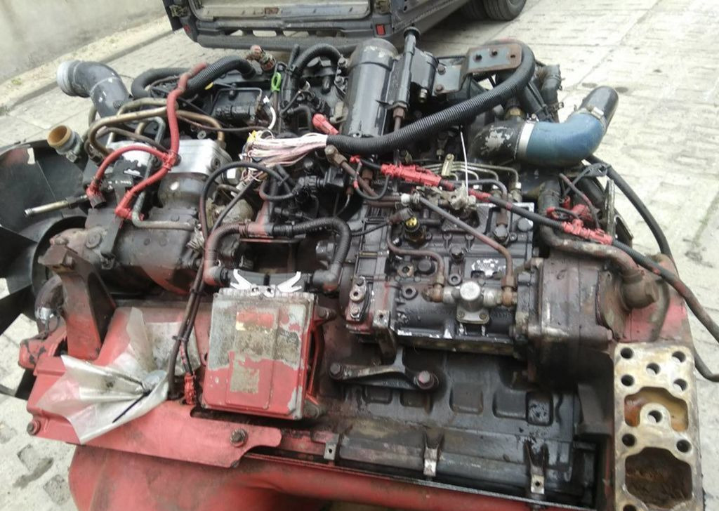 MAN TGS - Двигатель: фото 2 MAN TGS - Двигатель: фото 2