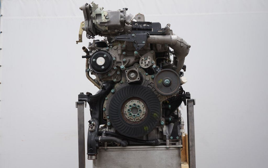 MAN TGX 26.460 6x2-2 LL - Двигатель: фото 2 MAN TGX 26.460 6x2-2 LL - Двигатель: фото 2