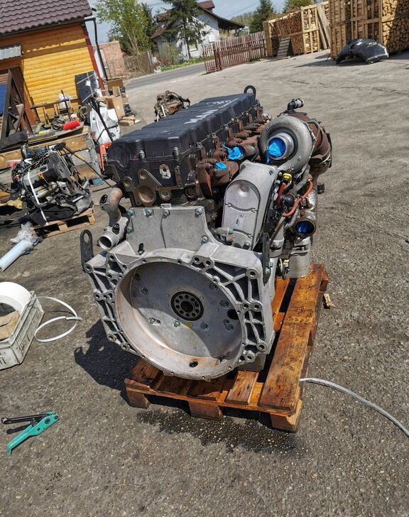 MAN TGX - Двигатель: фото 3 MAN TGX - Двигатель: фото 3