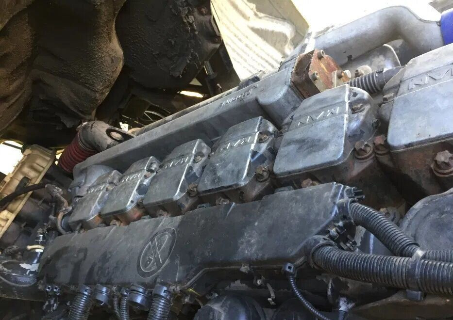 MAN TGX - Двигатель: фото 2 MAN TGX - Двигатель: фото 2