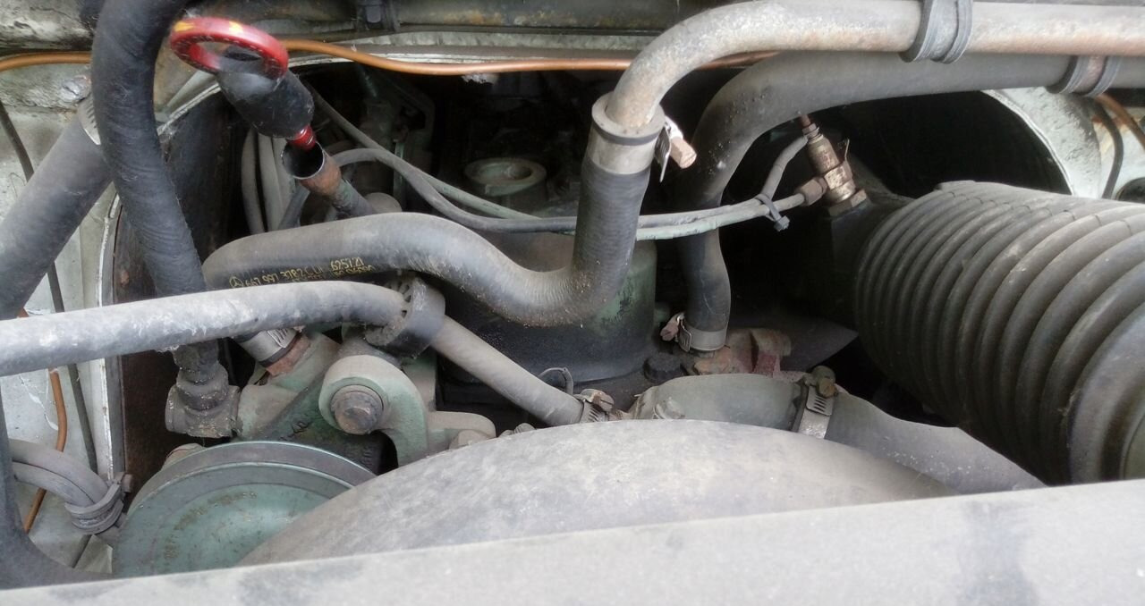 MERCEDES-BENZ - Двигатель: фото 2 MERCEDES-BENZ - Двигатель: фото 2