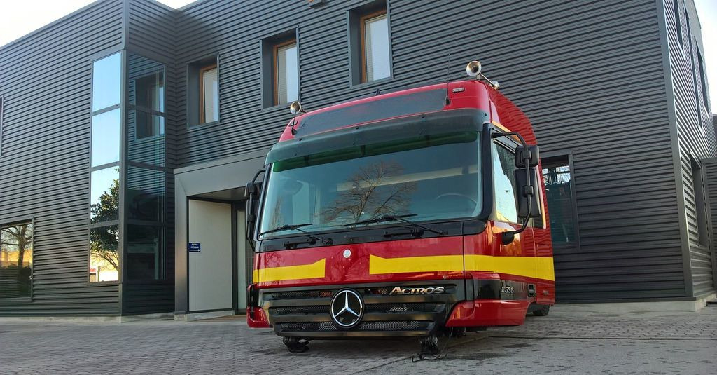 MERCEDES-BENZ - Кабина для Грузовиков: фото 2 MERCEDES-BENZ - Кабина для Грузовиков: фото 2