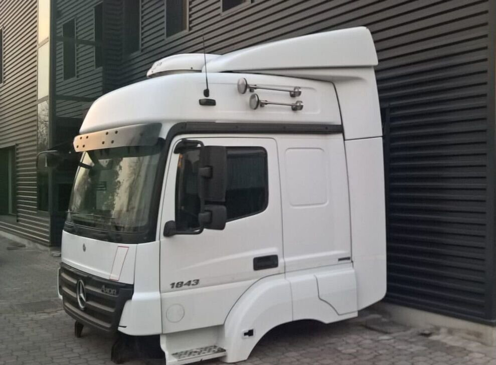 MERCEDES-BENZ - Кабина для Грузовиков: фото 4 MERCEDES-BENZ - Кабина для Грузовиков: фото 4