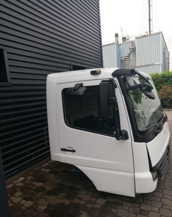 MERCEDES-BENZ - Кабина для Грузовиков: фото 4 MERCEDES-BENZ - Кабина для Грузовиков: фото 4