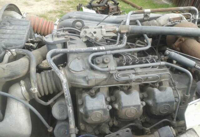 MERCEDES-BENZ - Двигатель: фото 1 MERCEDES-BENZ - Двигатель: фото 1