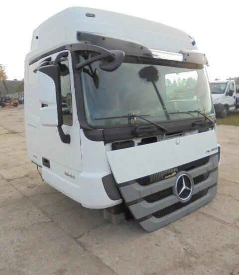 MERCEDES-BENZ - Кабина для Грузовиков: фото 3 MERCEDES-BENZ - Кабина для Грузовиков: фото 3