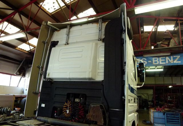 MERCEDES-BENZ - Кабина для Грузовиков: фото 3 MERCEDES-BENZ - Кабина для Грузовиков: фото 3