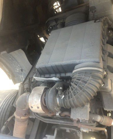 MERCEDES-BENZ - Двигатель: фото 1 MERCEDES-BENZ - Двигатель: фото 1