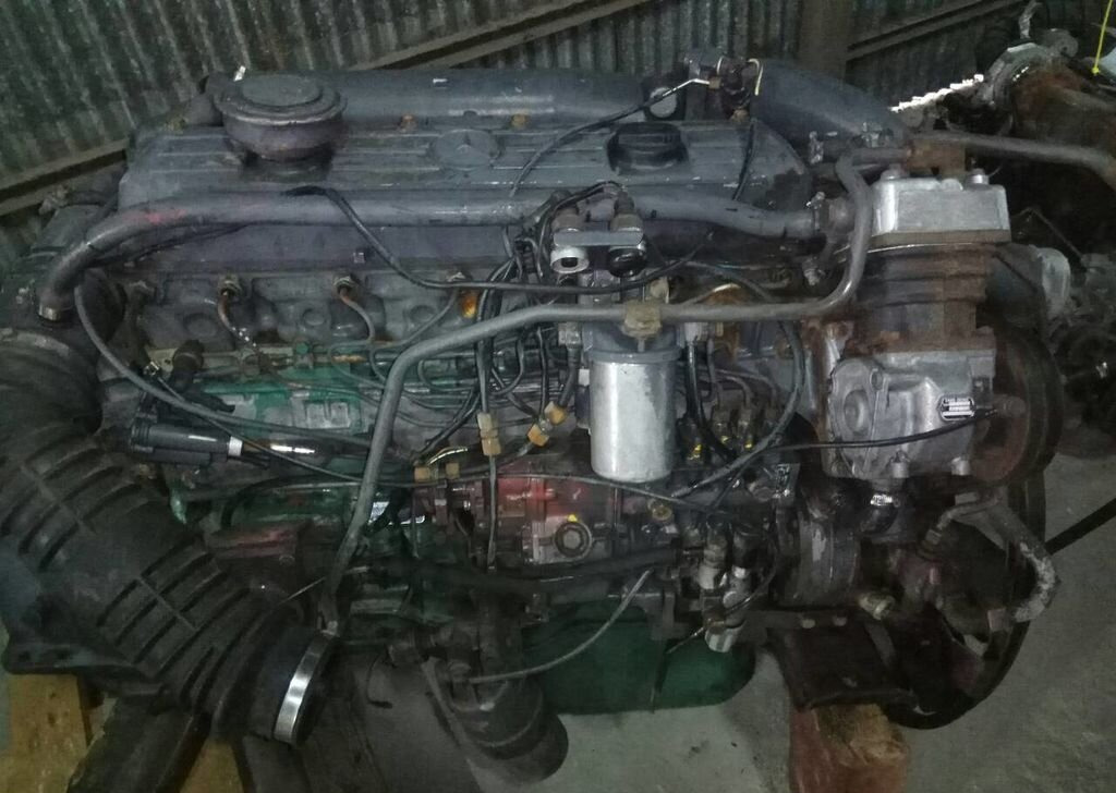 MERCEDES-BENZ - Двигатель: фото 1 MERCEDES-BENZ - Двигатель: фото 1