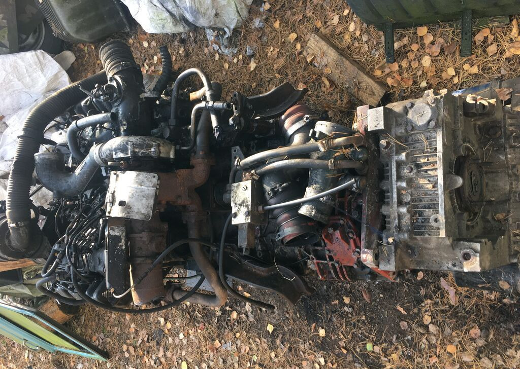 MERCEDES-BENZ - Двигатель: фото 2 MERCEDES-BENZ - Двигатель: фото 2