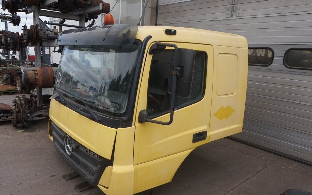 MERCEDES-BENZ - Кабина для Грузовиков: фото 2 MERCEDES-BENZ - Кабина для Грузовиков: фото 2