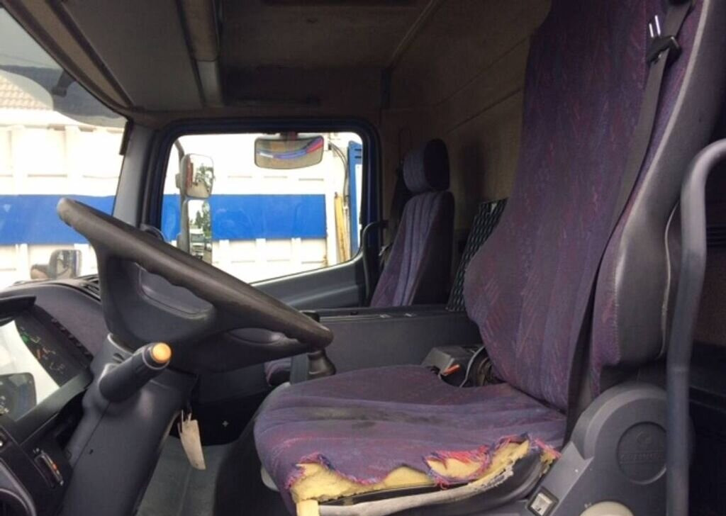 Кабина для Грузовиков MERCEDES-BENZ: фото 6
