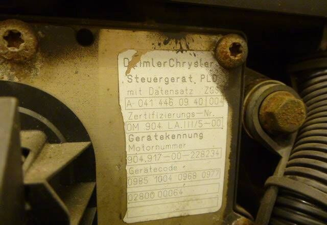 Mercedes-Benz 1422 - Двигатель: фото 3 Mercedes-Benz 1422 - Двигатель: фото 3