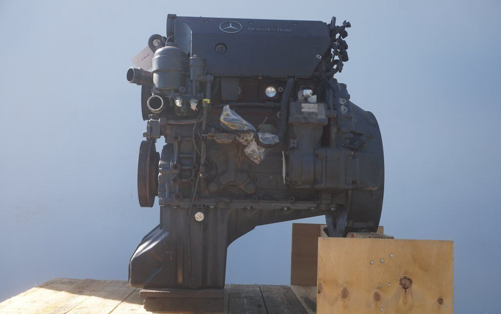 Mercedes-Benz 914 - Двигатель: фото 1 Mercedes-Benz 914 - Двигатель: фото 1