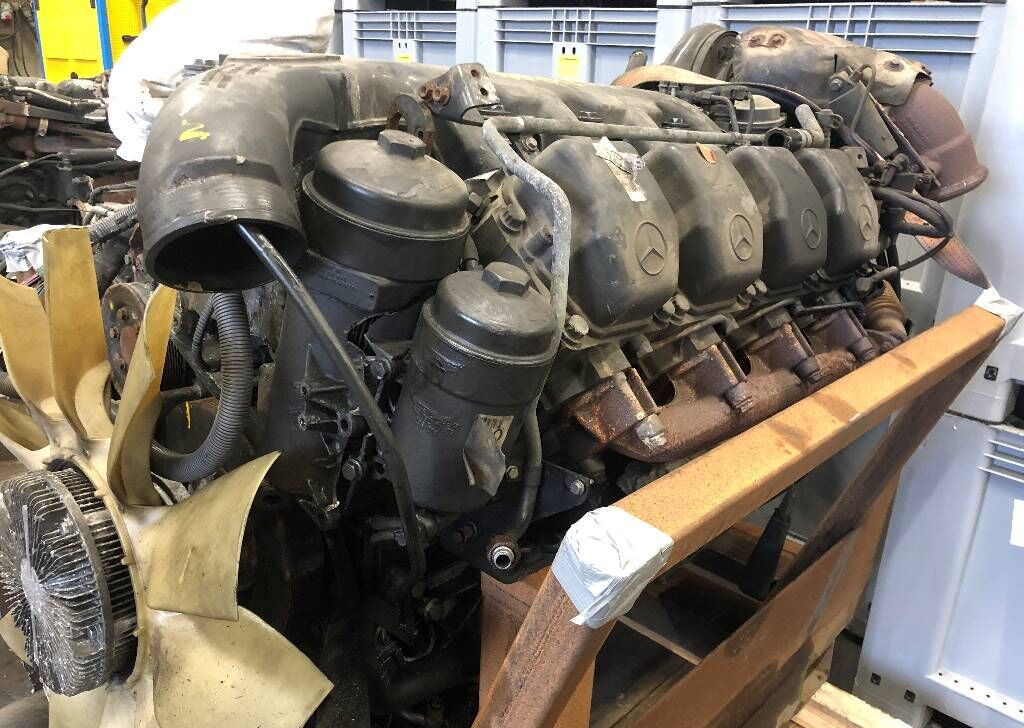 Mercedes-Benz Actros 2541 - Двигатель: фото 1 Mercedes-Benz Actros 2541 - Двигатель: фото 1