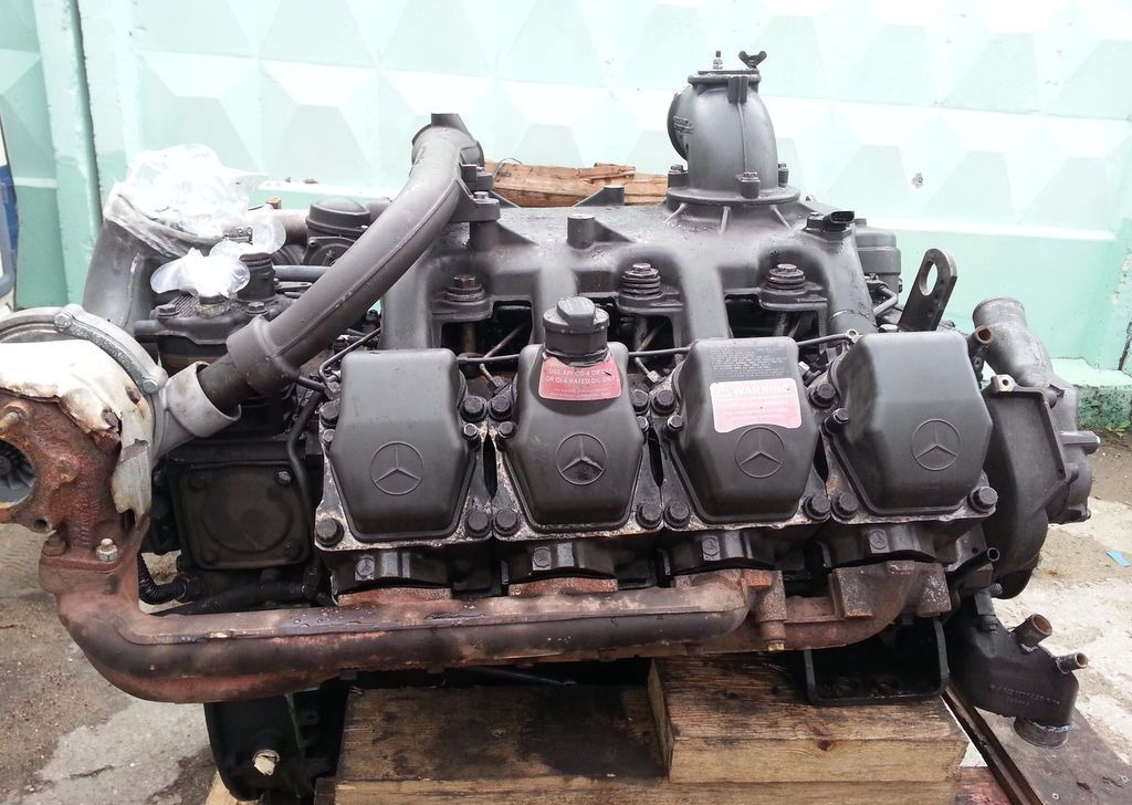 Mercedes-Benz Actros 4141 K - Двигатель: фото 3 Mercedes-Benz Actros 4141 K - Двигатель: фото 3