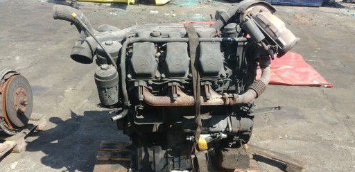 Mercedes-Benz Actros - Двигатель: фото 1 Mercedes-Benz Actros - Двигатель: фото 1