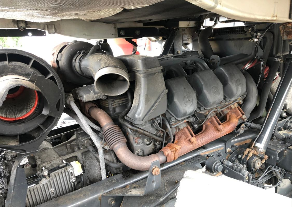 Mercedes-Benz Actros - Двигатель: фото 5 Mercedes-Benz Actros - Двигатель: фото 5