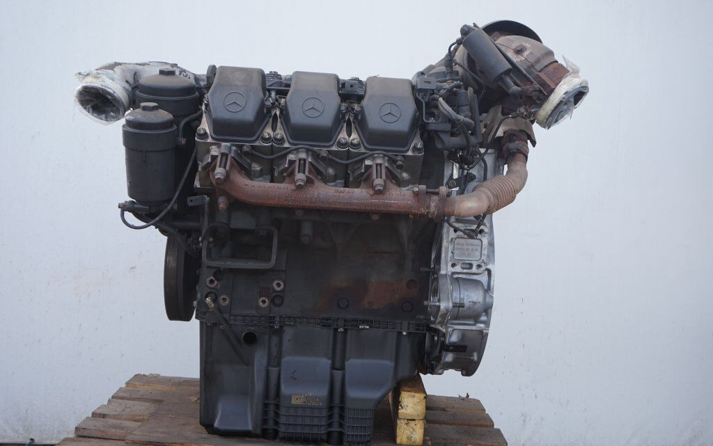 Mercedes-Benz Actros - Двигатель: фото 1 Mercedes-Benz Actros - Двигатель: фото 1