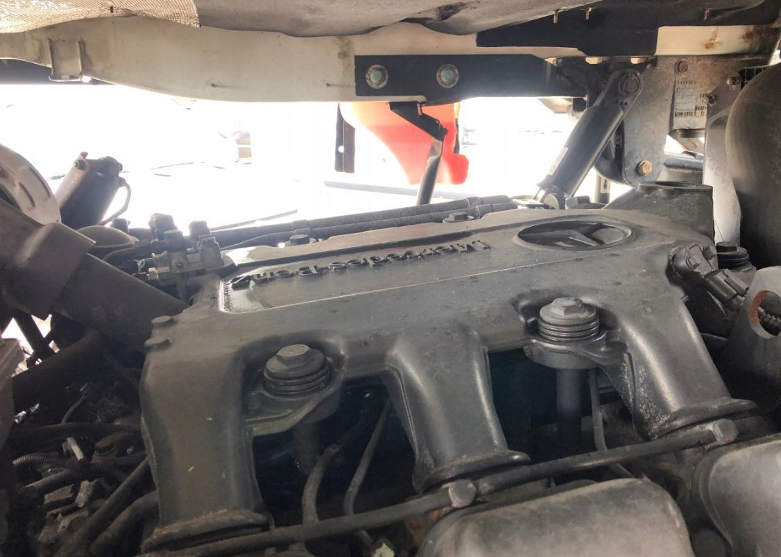 Mercedes-Benz Actros - Двигатель: фото 4 Mercedes-Benz Actros - Двигатель: фото 4