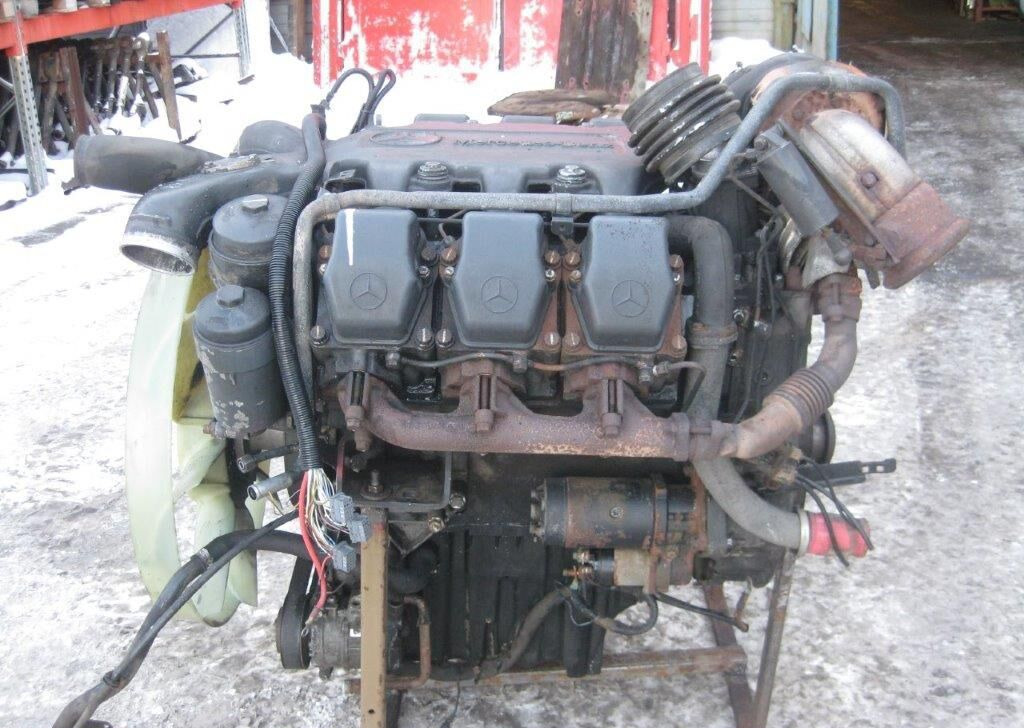 Mercedes-Benz Actros - Двигатель: фото 3 Mercedes-Benz Actros - Двигатель: фото 3