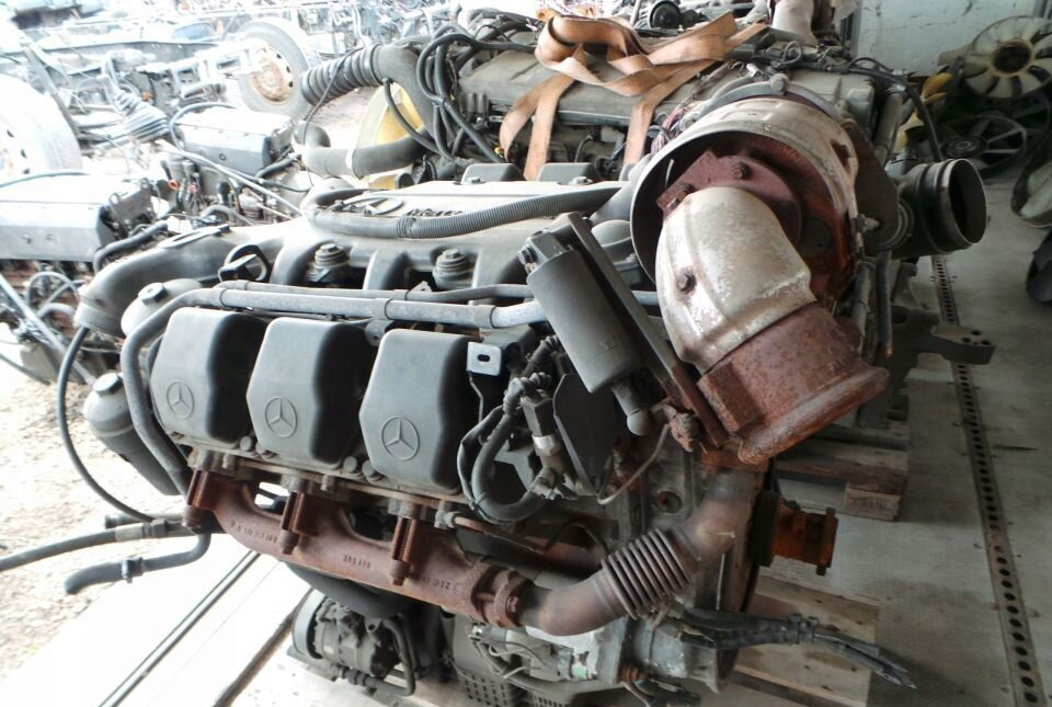 Mercedes-Benz Actros - Двигатель: фото 1 Mercedes-Benz Actros - Двигатель: фото 1