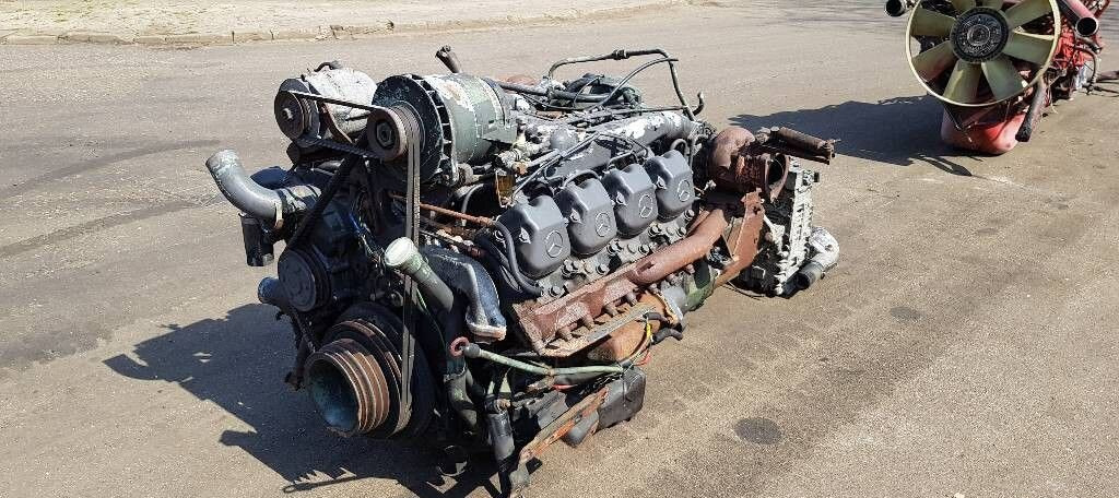 Mercedes-Benz Atego 1823 - Двигатель: фото 2 Mercedes-Benz Atego 1823 - Двигатель: фото 2