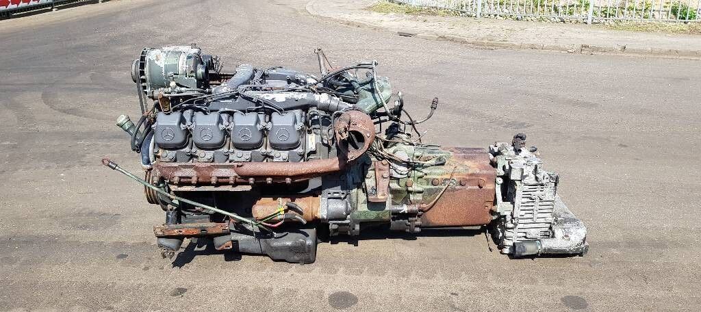 Mercedes-Benz Atego 1823 - Двигатель: фото 1 Mercedes-Benz Atego 1823 - Двигатель: фото 1