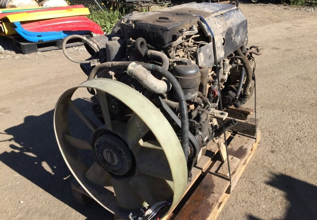 Mercedes-Benz Atego - Двигатель: фото 1 Mercedes-Benz Atego - Двигатель: фото 1