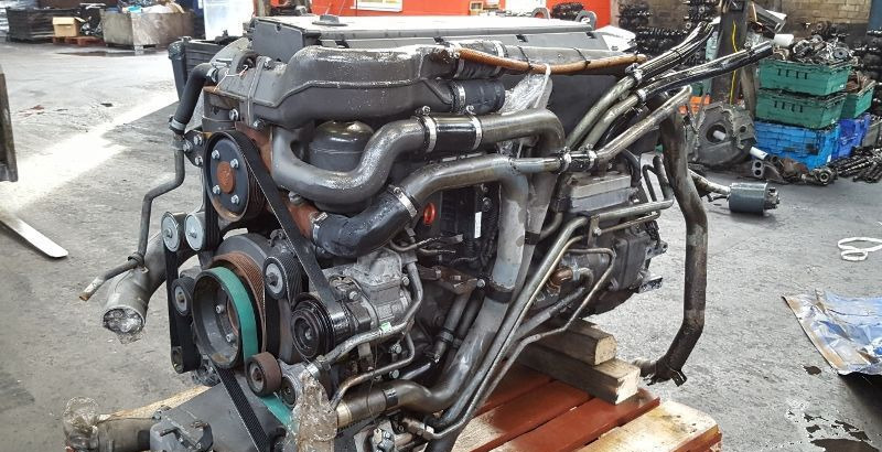 Mercedes-Benz Atego - Двигатель: фото 1 Mercedes-Benz Atego - Двигатель: фото 1