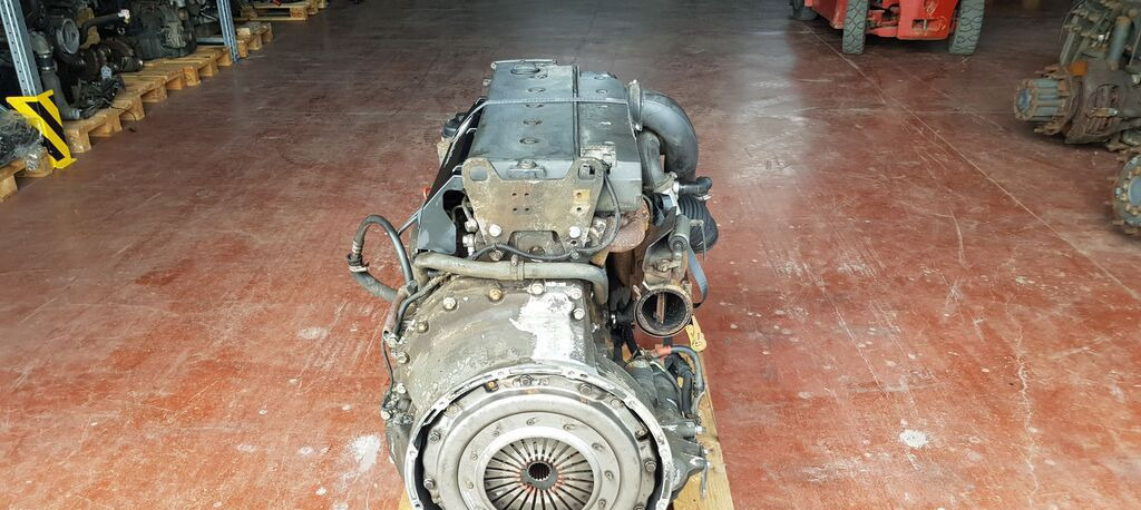 Mercedes-Benz Atego - Двигатель: фото 2 Mercedes-Benz Atego - Двигатель: фото 2