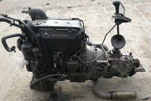 Mercedes-Benz Atego - Двигатель: фото 1 Mercedes-Benz Atego - Двигатель: фото 1