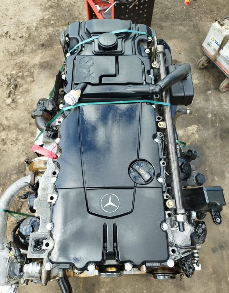 Mercedes-Benz Atego - Двигатель: фото 2 Mercedes-Benz Atego - Двигатель: фото 2