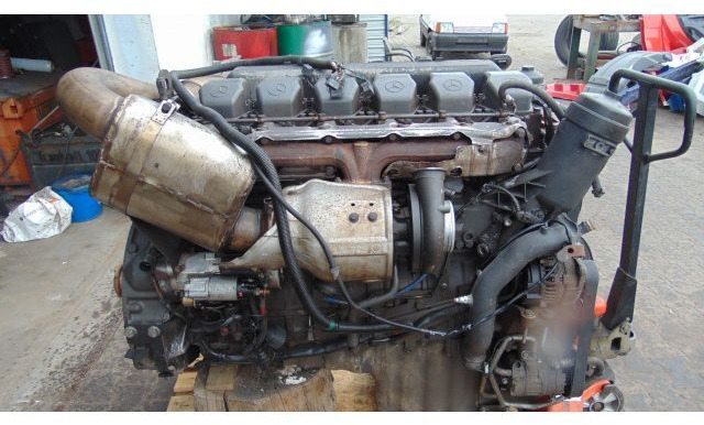 Mercedes-Benz Atego - Двигатель: фото 2 Mercedes-Benz Atego - Двигатель: фото 2