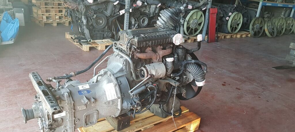 Mercedes-Benz Atego - Двигатель: фото 2 Mercedes-Benz Atego - Двигатель: фото 2