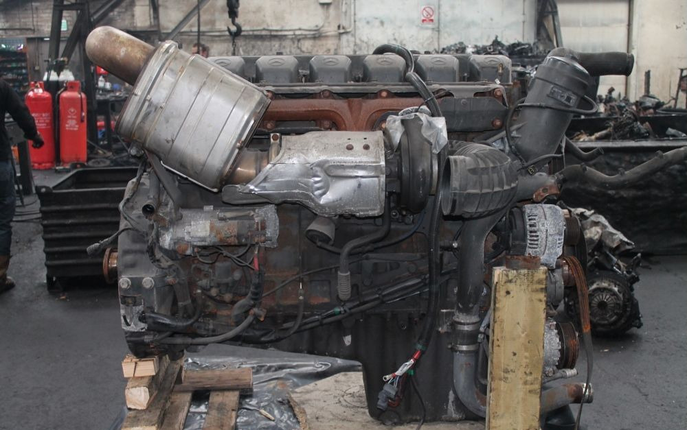 Mercedes-Benz Axor - Двигатель: фото 2 Mercedes-Benz Axor - Двигатель: фото 2