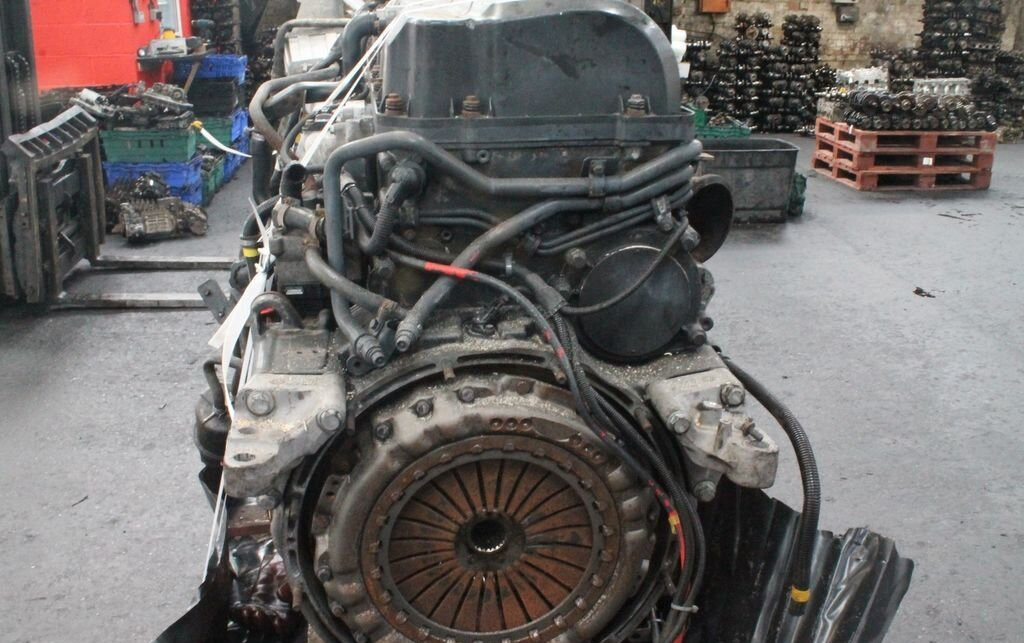 Renault Magnum - Двигатель: фото 4 Renault Magnum - Двигатель: фото 4