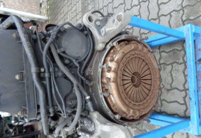 Renault Magnum - Двигатель: фото 3 Renault Magnum - Двигатель: фото 3