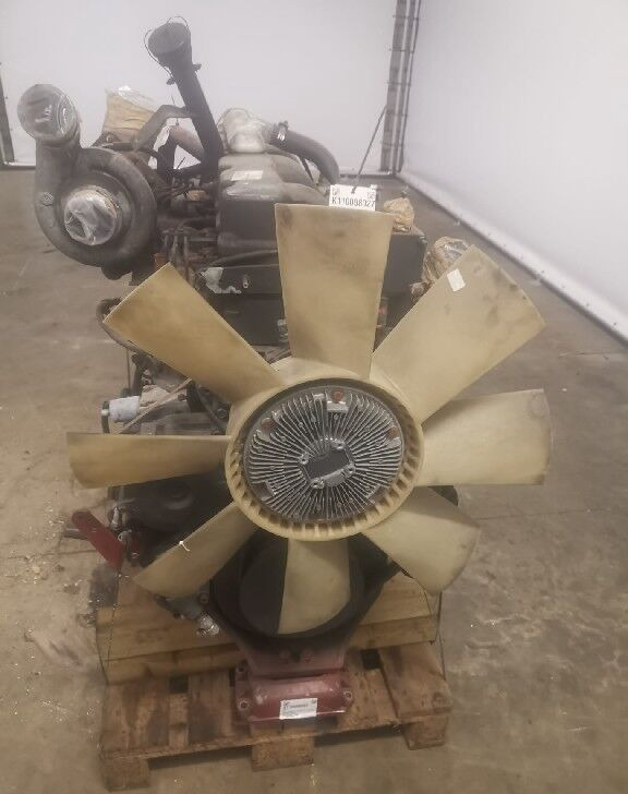 Renault Midliner - Двигатель: фото 2 Renault Midliner - Двигатель: фото 2