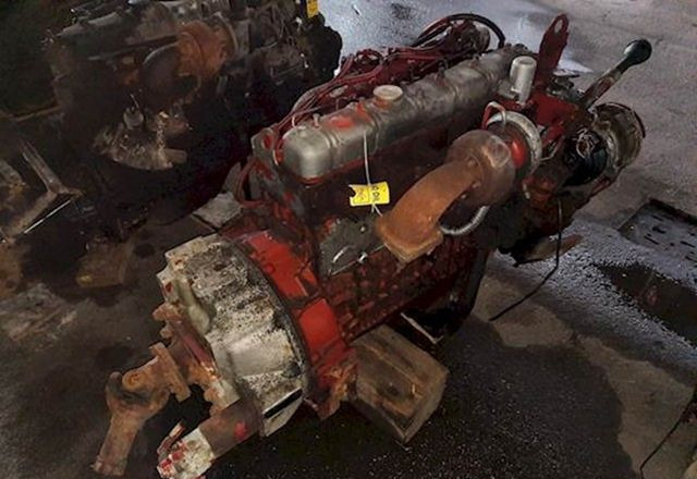 Renault Midlum - Двигатель: фото 4 Renault Midlum - Двигатель: фото 4