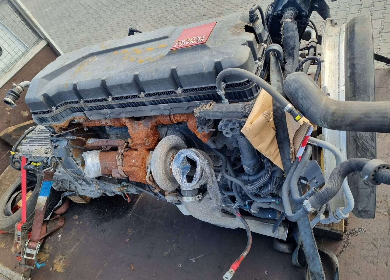 Renault Premium - Двигатель: фото 1 Renault Premium - Двигатель: фото 1