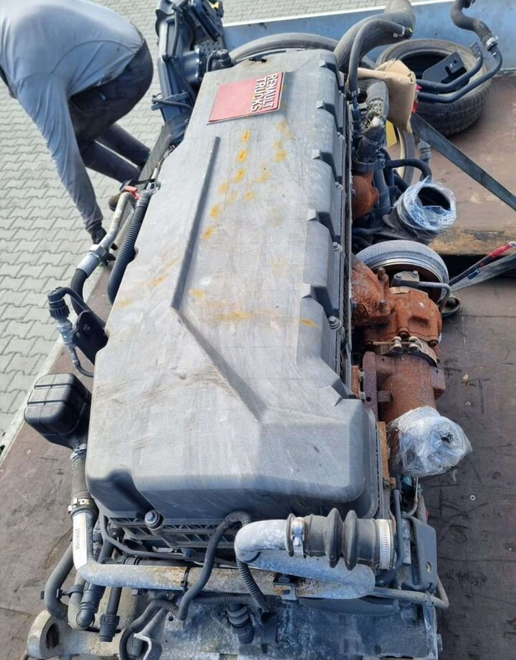 Renault Premium - Двигатель: фото 3 Renault Premium - Двигатель: фото 3