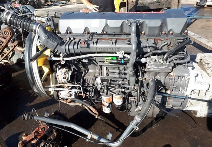Renault Premium - Двигатель: фото 1 Renault Premium - Двигатель: фото 1