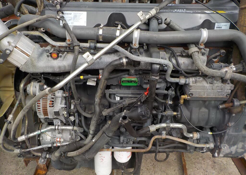 Renault Premium - Двигатель: фото 2 Renault Premium - Двигатель: фото 2