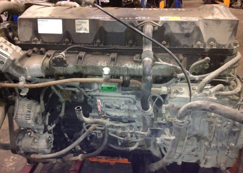 Renault Premium - Двигатель: фото 2 Renault Premium - Двигатель: фото 2