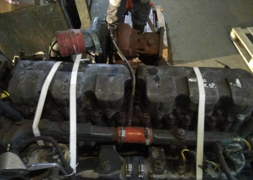 Renault Premium - Двигатель: фото 5 Renault Premium - Двигатель: фото 5