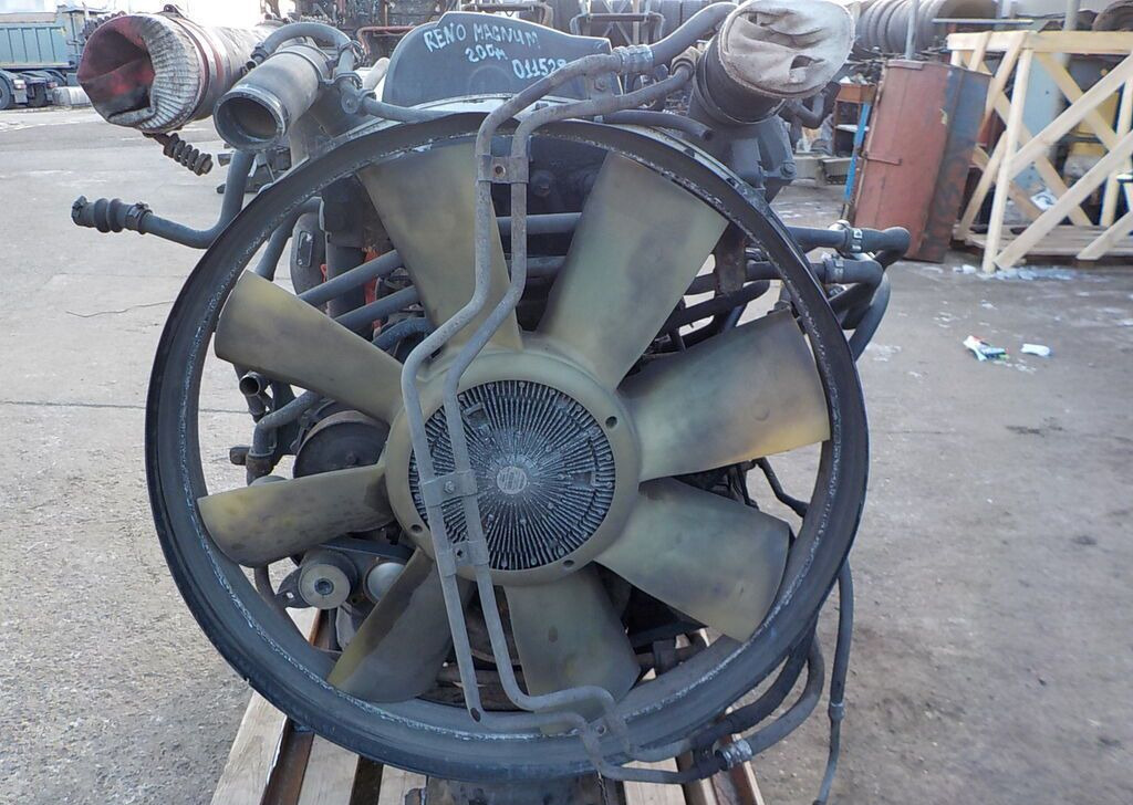 Renault Premium - Двигатель: фото 1 Renault Premium - Двигатель: фото 1