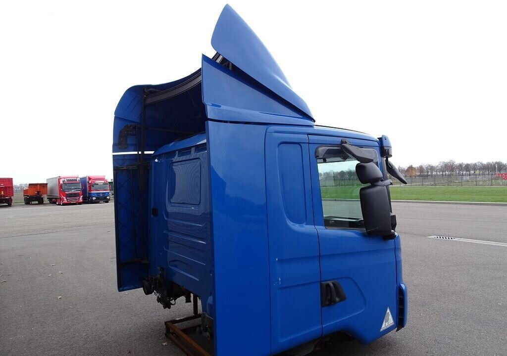 SCANIA - Кабина для Грузовиков: фото 2 SCANIA - Кабина для Грузовиков: фото 2